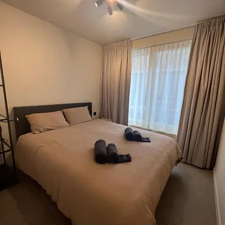 Christina's 2bed-first Floor 4 Min From